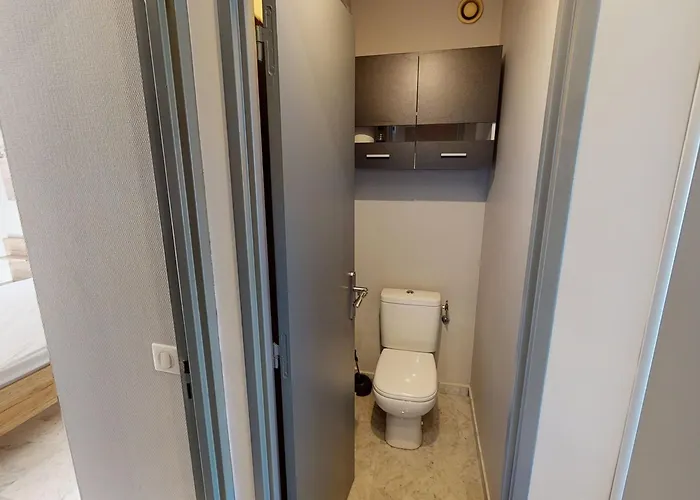 Superbe 2p Au 5eme Etage Avec Terrasse Face A La Et Parking Prive - Menton, Garavan - Fr-1-196-293 Menton